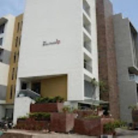 Hotel Krish , Somnāth Exteriör bild